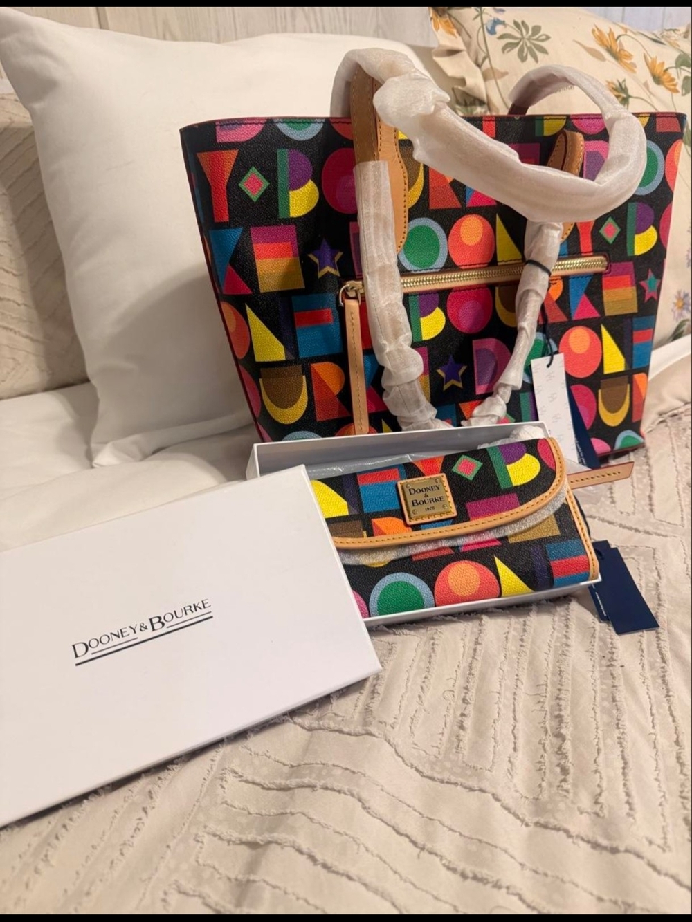 NWT Dooney & Bourke Multicolor Geometric Print Tote with Matching Wallet